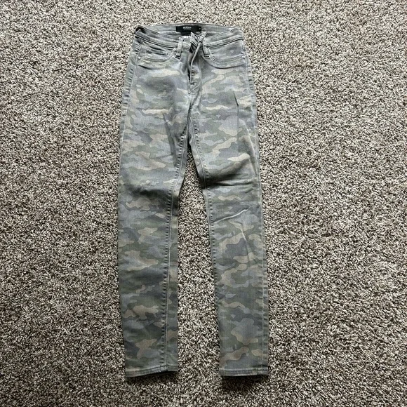 Hudson Barbara Super Skinny Camo Jeans - Picture 3 of 7